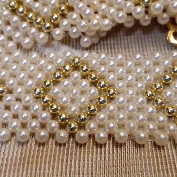 Stunning Gold & White Pearl Belt - Picture 6 of 16
